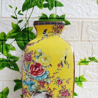 Bình Tứ Giác họa tiết Tứ Quý men vàng